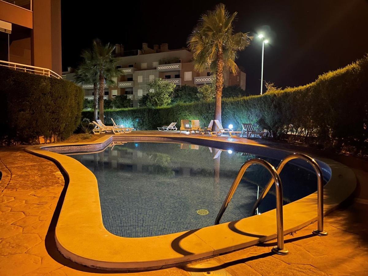 Ocean Coast Apartment Портиман Екстериор снимка